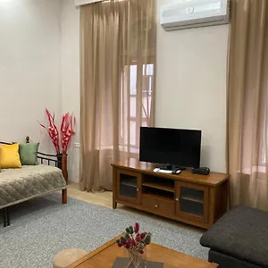 https://beridze-apartment.alltbilisihotels.com